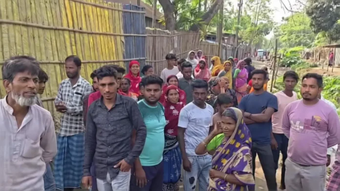 Residents of Dangapara in Rajganj protest against poor road conditions, raising slogans and warning of a poll boycott. Wednesday, 25 March 2026.